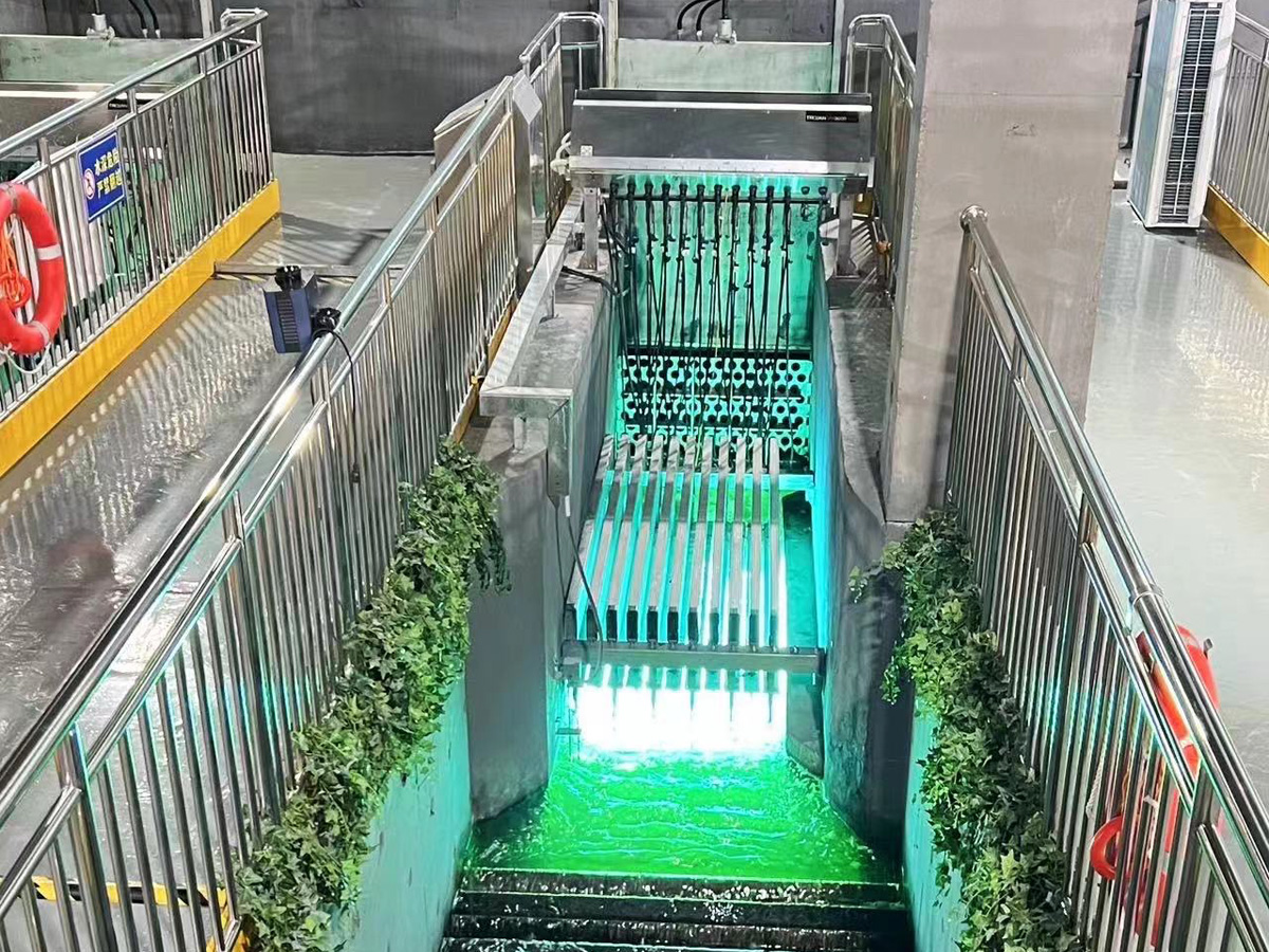 UV Germicidal Lamp Application in Municipal Water Treatment